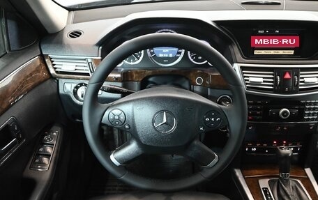 Mercedes-Benz E-Класс, 2010 год, 990 000 рублей, 15 фотография