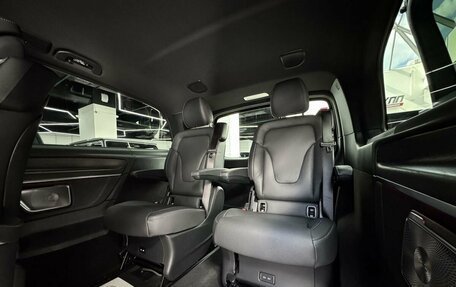 Mercedes-Benz V-Класс, 2026 год, 14 290 000 рублей, 24 фотография