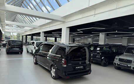 Mercedes-Benz V-Класс, 2026 год, 14 290 000 рублей, 38 фотография