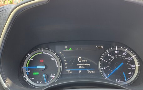 Toyota Highlander, 2021 год, 6 700 000 рублей, 24 фотография