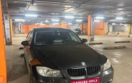 BMW 3 серия, 2006 год, 1 115 000 рублей, 8 фотография