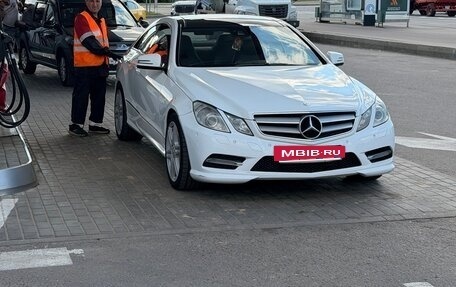 Mercedes-Benz E-Класс, 2013 год, 1 560 000 рублей, 9 фотография