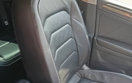 Volkswagen Tiguan II, 2020 год, 2 900 000 рублей, 11 фотография