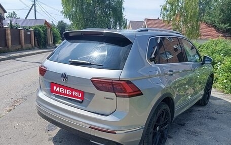 Volkswagen Tiguan II, 2020 год, 2 900 000 рублей, 16 фотография