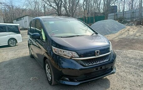 Honda Freed II, 2021 год, 1 750 000 рублей, 8 фотография