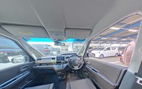 Honda Freed II, 2021 год, 1 750 000 рублей, 10 фотография