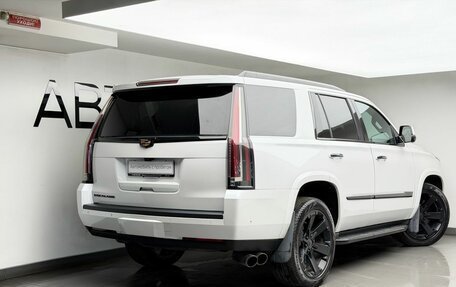 Cadillac Escalade IV, 2018 год, 4 900 000 рублей, 4 фотография