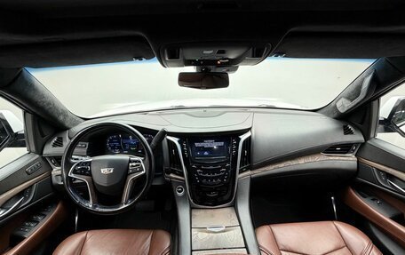 Cadillac Escalade IV, 2018 год, 4 900 000 рублей, 22 фотография