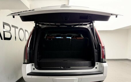 Cadillac Escalade IV, 2018 год, 4 900 000 рублей, 29 фотография