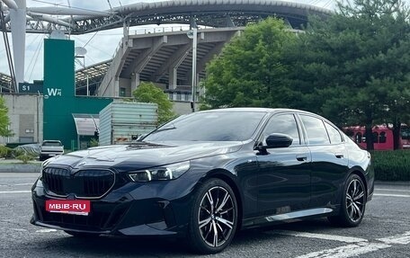 BMW 5 серия, 2025 год, 7 430 000 рублей, 1 фотография