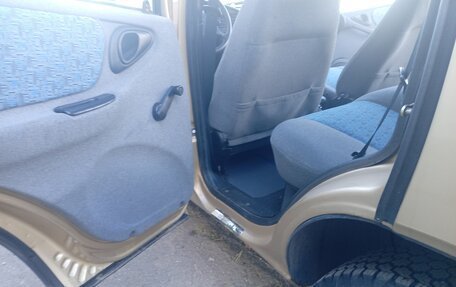 Chevrolet Niva I рестайлинг, 2004 год, 270 000 рублей, 12 фотография