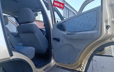 Chevrolet Niva I рестайлинг, 2004 год, 270 000 рублей, 16 фотография