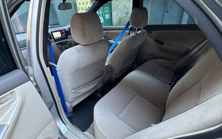 Toyota Corolla, 2005 год, 500 000 рублей, 14 фотография