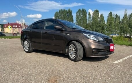 KIA Rio III рестайлинг, 2015 год, 910 000 рублей, 3 фотография
