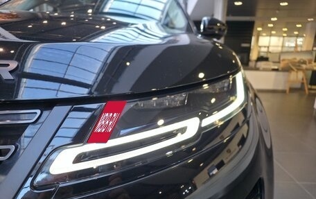 Land Rover Range Rover Evoque II, 2025 год, 5 890 000 рублей, 12 фотография
