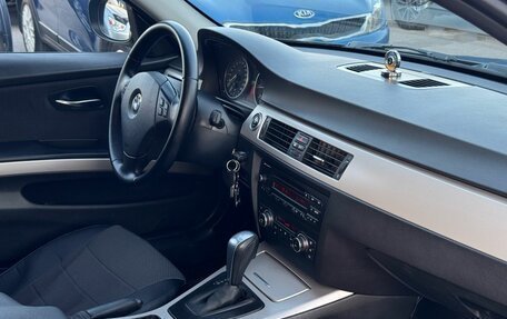 BMW 3 серия, 2011 год, 790 000 рублей, 21 фотография