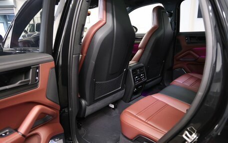 Porsche Cayenne III, 2026 год, 24 490 000 рублей, 14 фотография