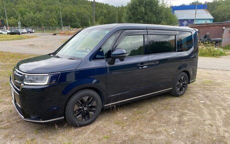 Honda Stepwgn, 2022 год, 2 900 000 рублей, 3 фотография