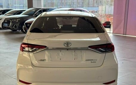 Toyota Corolla, 2022 год, 1 599 999 рублей, 2 фотография