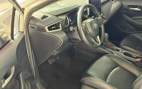 Toyota Corolla, 2022 год, 1 599 999 рублей, 4 фотография