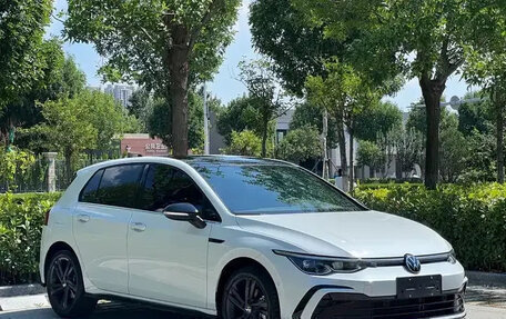 Volkswagen Golf VIII, 2022 год, 2 150 000 рублей, 3 фотография