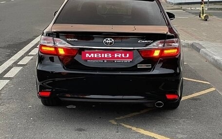 Toyota Camry, 2017 год, 2 200 000 рублей, 6 фотография