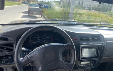 Nissan Patrol, 2000 год, 820 000 рублей, 9 фотография