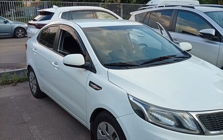 KIA Rio III рестайлинг, 2012 год, 550 000 рублей, 3 фотография