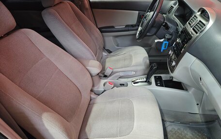 KIA Cerato I, 2005 год, 550 000 рублей, 11 фотография