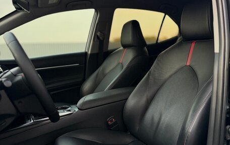 Toyota Camry, 2021 год, 3 100 000 рублей, 14 фотография
