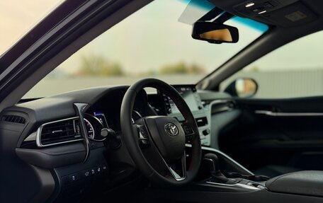 Toyota Camry, 2021 год, 3 100 000 рублей, 17 фотография