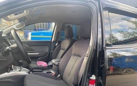 Mitsubishi L200 IV рестайлинг, 2015 год, 2 350 000 рублей, 9 фотография