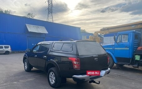Mitsubishi L200 IV рестайлинг, 2015 год, 2 350 000 рублей, 3 фотография