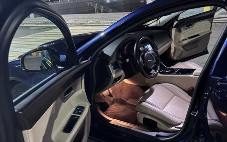 Jaguar XF II, 2016 год, 1 300 000 рублей, 9 фотография