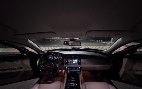 Jaguar XF II, 2016 год, 1 300 000 рублей, 16 фотография