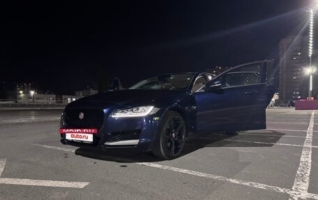 Jaguar XF II, 2016 год, 1 300 000 рублей, 13 фотография