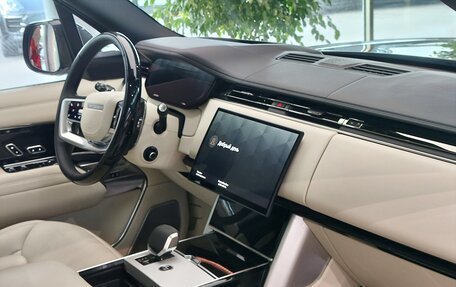 Land Rover Range Rover IV рестайлинг, 2024 год, 21 000 000 рублей, 7 фотография