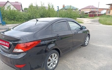 Hyundai Solaris II рестайлинг, 2012 год, 800 000 рублей, 6 фотография