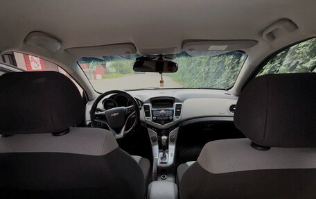 Chevrolet Cruze II, 2012 год, 500 000 рублей, 4 фотография