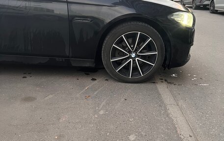 BMW 5 серия, 2014 год, 1 350 000 рублей, 3 фотография