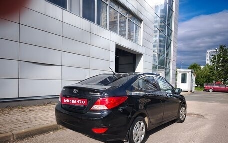 Hyundai Solaris II рестайлинг, 2012 год, 650 000 рублей, 5 фотография