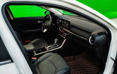 KIA K3, 2022 год, 1 650 000 рублей, 19 фотография