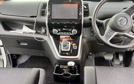Nissan Serena IV, 2019 год, 2 050 000 рублей, 15 фотография