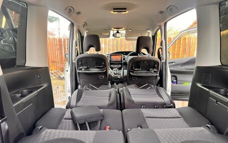 Nissan Serena IV, 2019 год, 2 050 000 рублей, 23 фотография