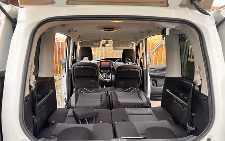 Nissan Serena IV, 2019 год, 2 050 000 рублей, 25 фотография