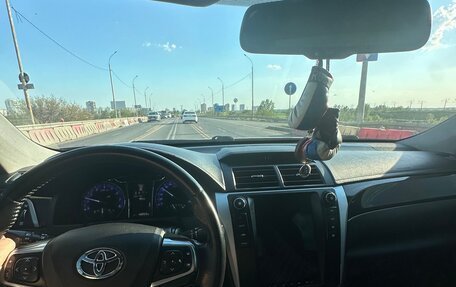 Toyota Camry, 2015 год, 1 690 000 рублей, 10 фотография