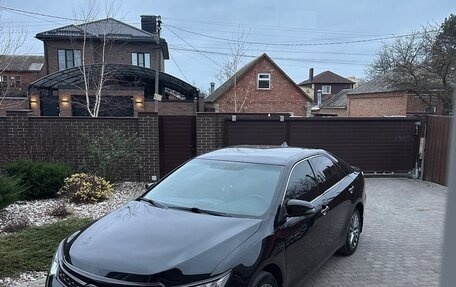 Toyota Camry, 2015 год, 1 690 000 рублей, 6 фотография