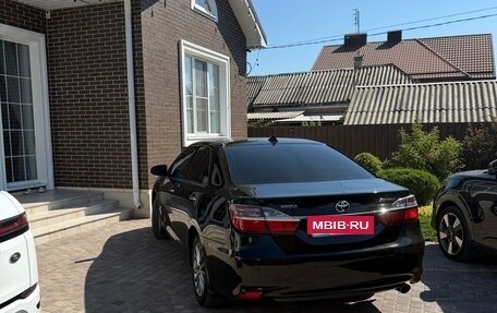 Toyota Camry, 2015 год, 1 690 000 рублей, 13 фотография