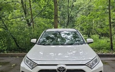Toyota RAV4, 2019 год, 2 990 000 рублей, 1 фотография