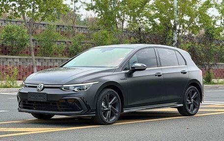 Volkswagen Golf VIII, 2023 год, 2 005 000 рублей, 1 фотография